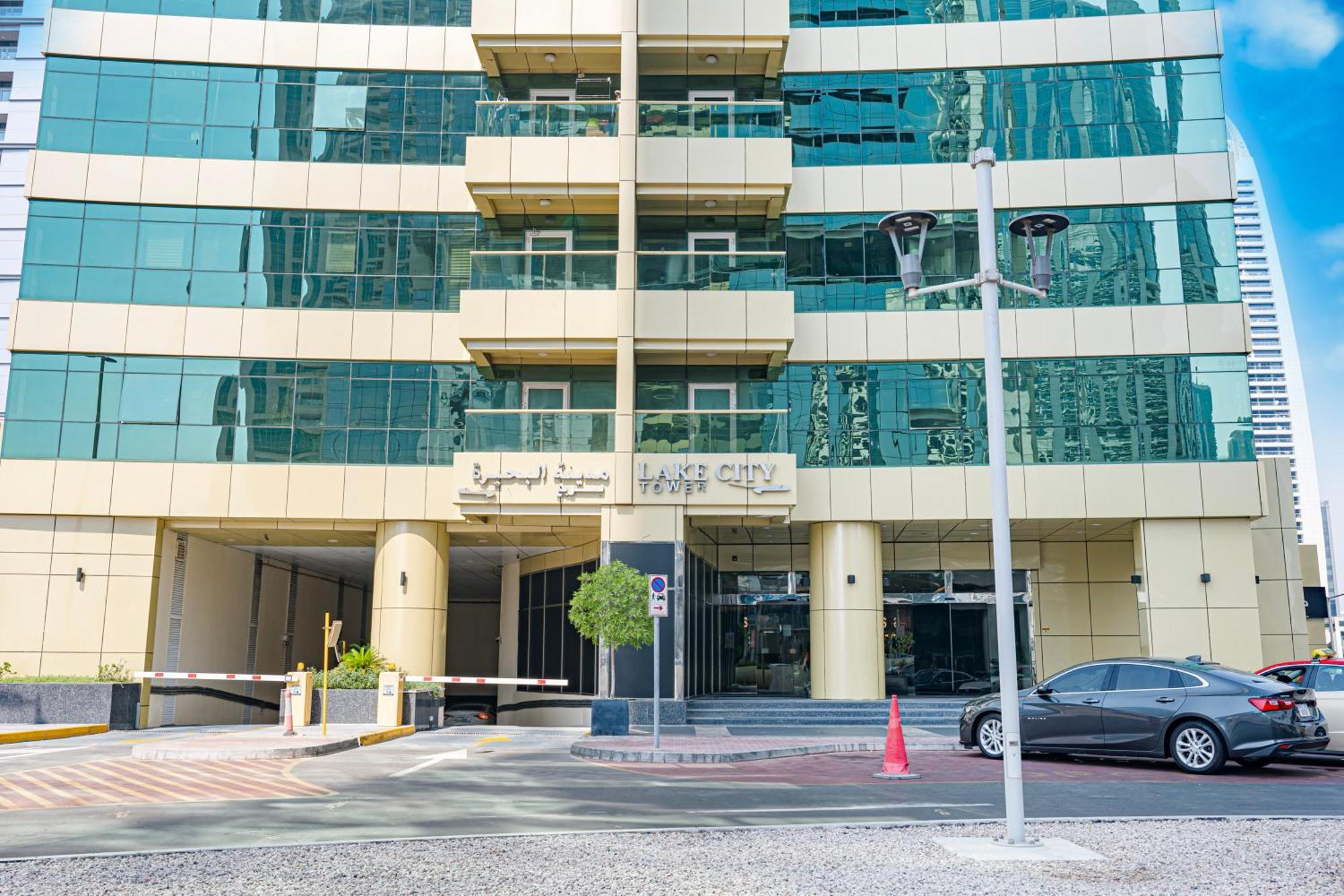 Cozy Retreat With Scenic Views * Dubai