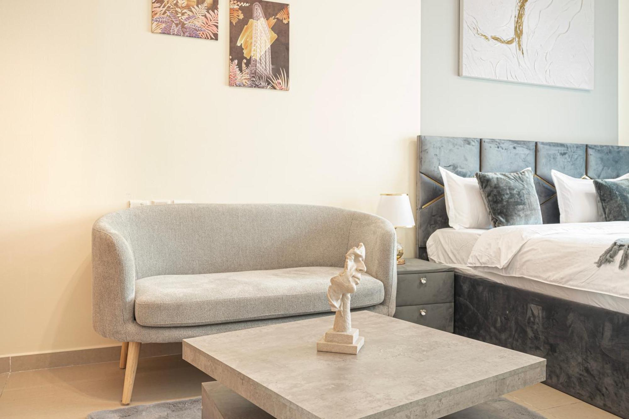 Cozy Retreat With Scenic Views * Dubai